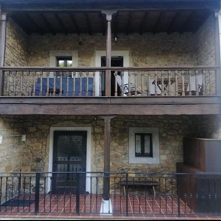 Casa Rural Apartamentos Angel Inguanzo Arenas De Cabrales Bagian luar foto